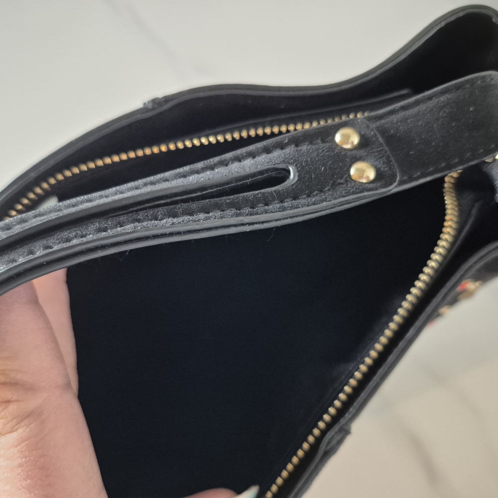 Embroidered Black Floral Women's Bag - Picture 5 of 5